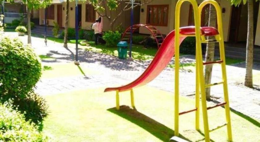 Country Heritage Resort Hotel Sorabaya Extérieur photo